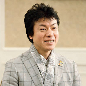 表博耀